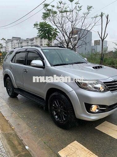 Toyota Fortuner 2016 2.4G 4x2 MT - 88000 km