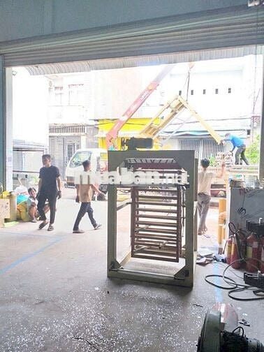 CHO  THUÊ  KHO  XƯỞNG ( 250m2)  P.  BÌNH  HƯNG HÒA B.  QUẬN  BÌNH  TÂN