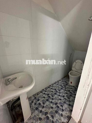 Mặt Bằng Sát BX Miền Đông, Chính Chủ Cho Thuê Rẻ