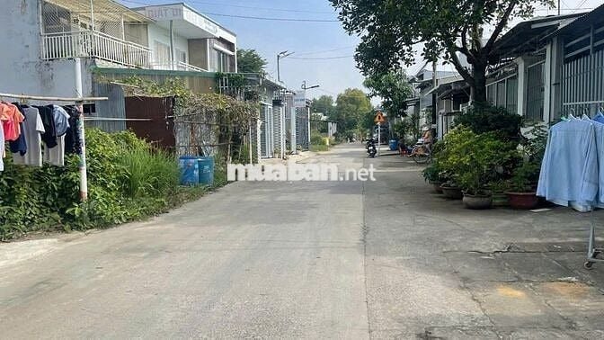 CHỦ NGỘP BÁN GẤP 2 LÔ ĐẤT LIỀN KỀ ~200M2 GẦN TRẠM THU PHÍ BỬU LONG