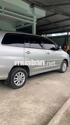 Toyota Innova 2014 E - 224000 km