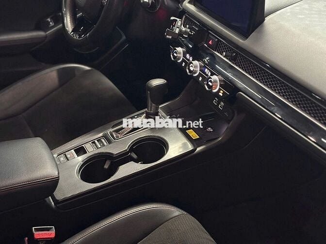 Honda Civic RS 2023 Trắng 54000 km