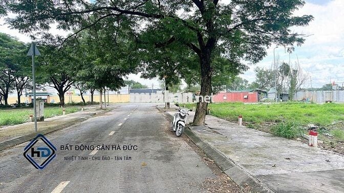 Đất phân lô 5.5x16 đường Lê Thị Riêng có vỉa hè điện nước âm