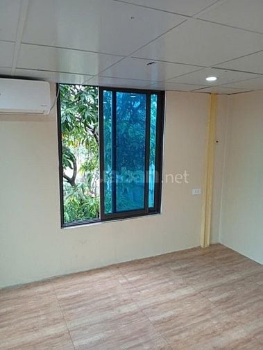 Chính chủ bán nhà Văn Cao Liễu Giai. Ba Đình. Hà Nội. 19m x 5 tầng 4,9