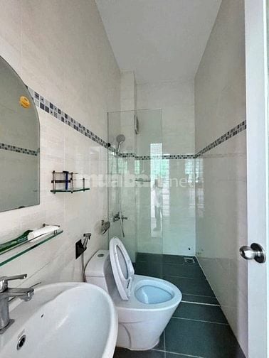 Bán nhà 2 lầu giá 5,2 tỷ phường Bình Trưng TP HCM