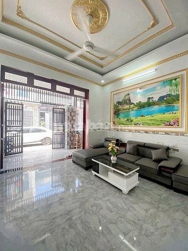 Bán gấp nhà Nguyễn Văn Tăng. Long Thạnh Mỹ. Quận 9. Giá 3 tỷ 790