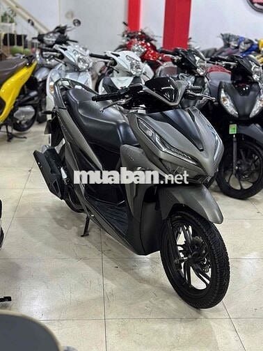 Honda Vario 150.Bản Nâu Đen.Máy zin.Xe đẹp giá tôt