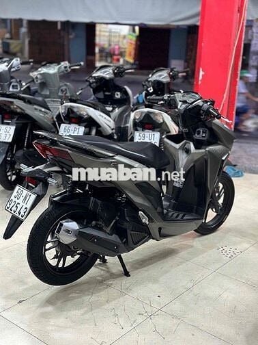 Honda Vario 150.Bản Nâu Đen.Máy zin.Xe đẹp giá tôt