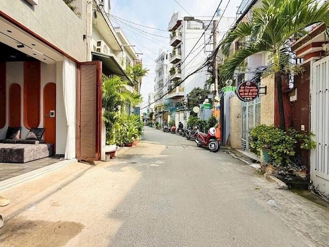 Bán gấp nhà Ngô Tất Tố, P.21, Bình Thạnh. (44m2), chỉ 2 tỷ 290, hẻm 