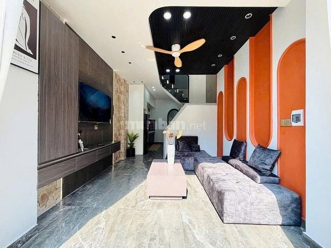 Bán gấp nhà Ngô Tất Tố, P.21, Bình Thạnh. (44m2), chỉ 2 tỷ 290, hẻm 