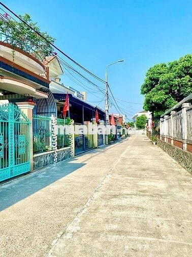 Đất Nam Phước- Sát Ủy ban - Gần chợ- Gần 100m2 nở hậu -Nhỉnh 700 triệu