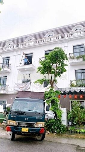 CẦN BÁN GẤP SHOPHOUSE TẠI THÀNH PHỐ VINH