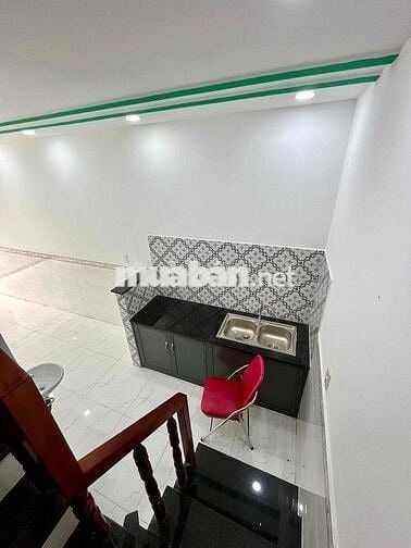 chính chủ bán gấp căn nhà đag ngộp bank