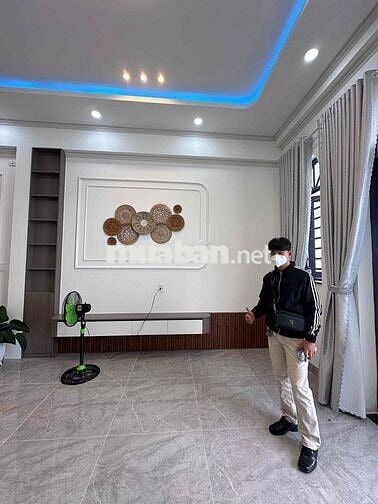 VỀ QUÊ NUÔI CÁ VÀ TRỒNG THÊM RAU