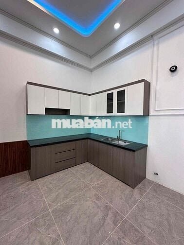 VỀ QUÊ NUÔI CÁ VÀ TRỒNG THÊM RAU