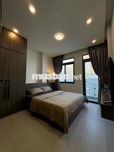 phòng ban công full nội thất siêu thoáng