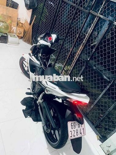 giấy tờ đầy đủ hộp pháp