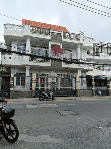 nhà bán 2 mặt tiền trung mỹ 205m2 trung chánh