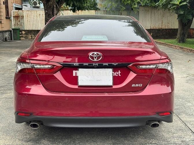 Toyota Camry 2.5Q Đỏ cực mới