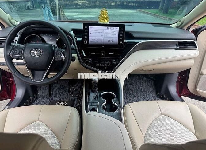 Toyota Camry 2.5Q Đỏ
