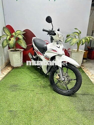 Yamaha Sirius màu Trắng