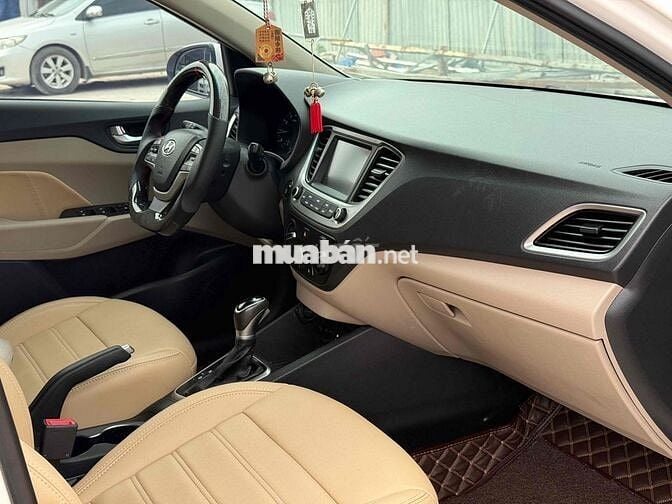 Hyundai Accent 2019 1.4 AT - 80000 km