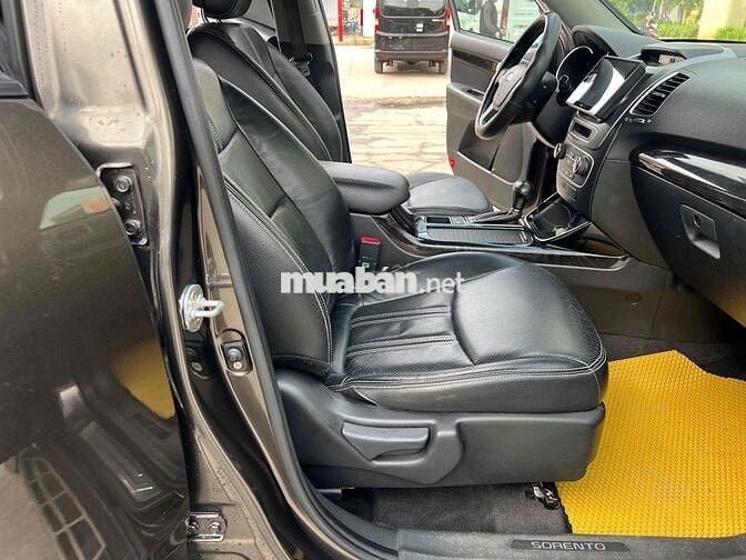 Kia Sorento 2014 DATH 2.2L 2WD - 180000 km