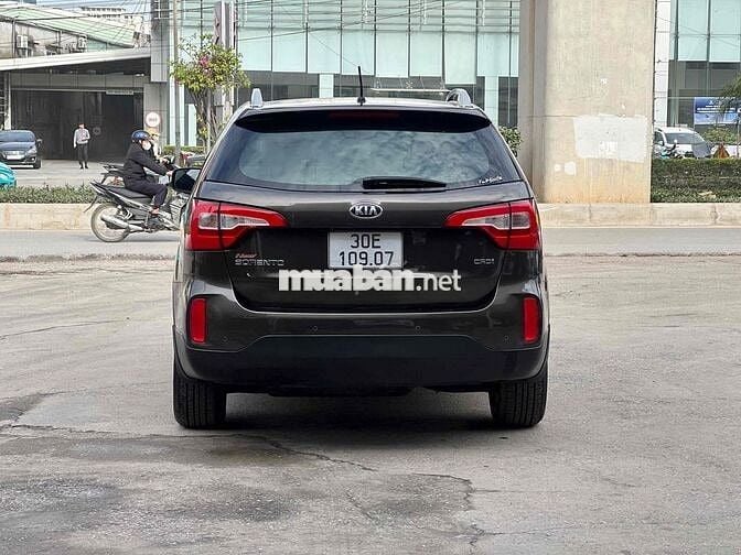 Kia Sorento 2014 DATH 2.2L 2WD - 180000 km