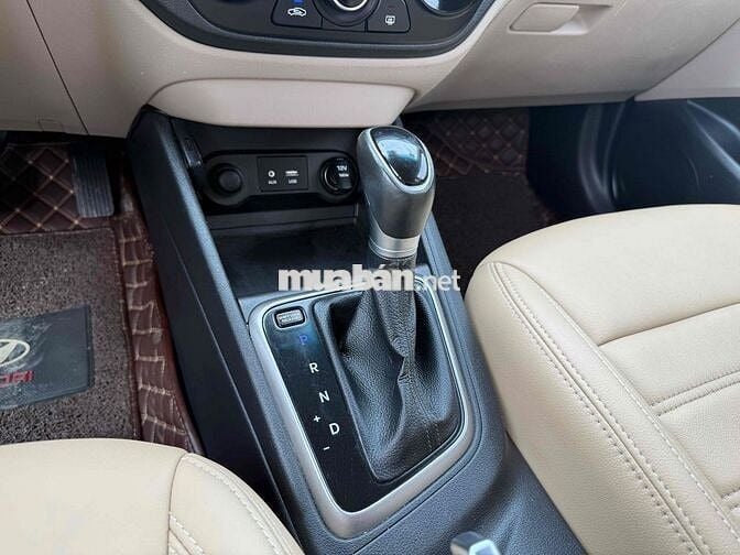 Hyundai Accent 2019 1.4 AT - 80000 km