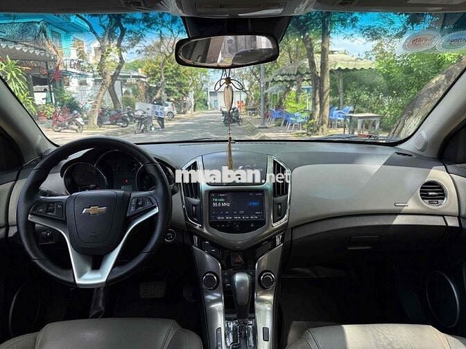 Chevrolet Cruze 2016 LTZ 1.8 AT - 93000 km