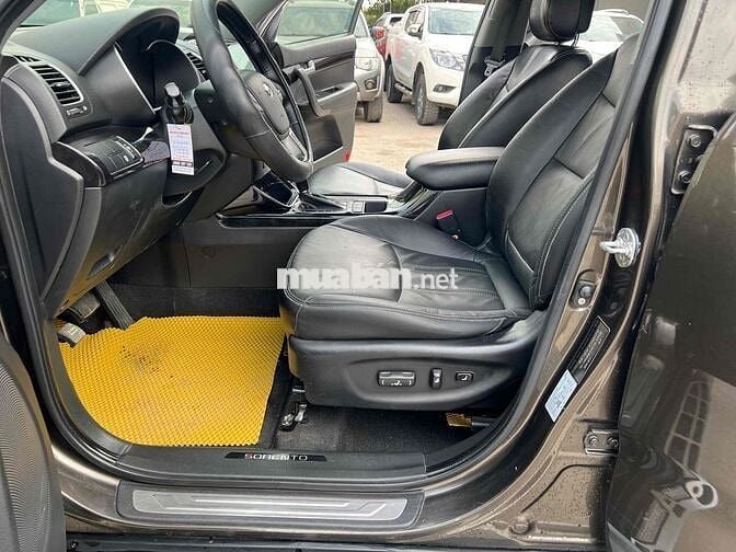 Kia Sorento 2014 DATH 2.2L 2WD - 180000 km