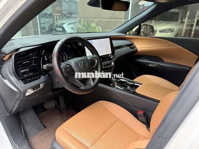 E cần bán Lexus RX 350 Premium sx 2024