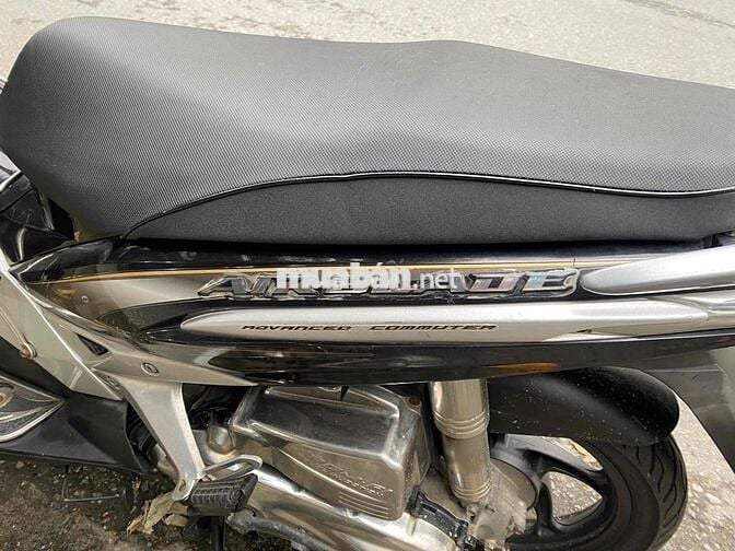 BÁN XE AB 2010 FI MÁY RIN CHẤT ÁO CON DÁN KEO