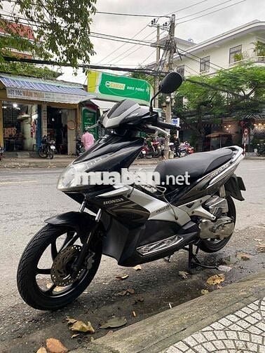 BÁN XE AB 2010 FI MÁY RIN CHẤT ÁO CON DÁN KEO