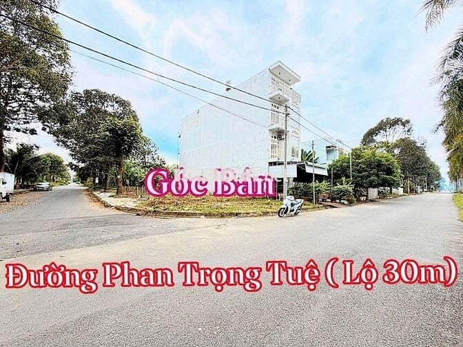 Nền góc kdc diệu hiền với chiều ngang trên 10 mét
