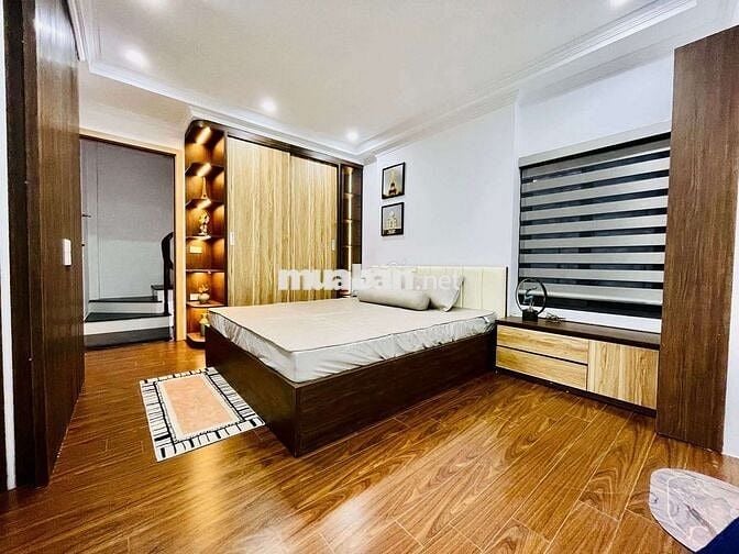 BÁN NHÀ RIÊNG - HOÀNG MAI - 5 TẦNG - FULL NỘI THẤT - Ô TÔ ĐỖ CỬA