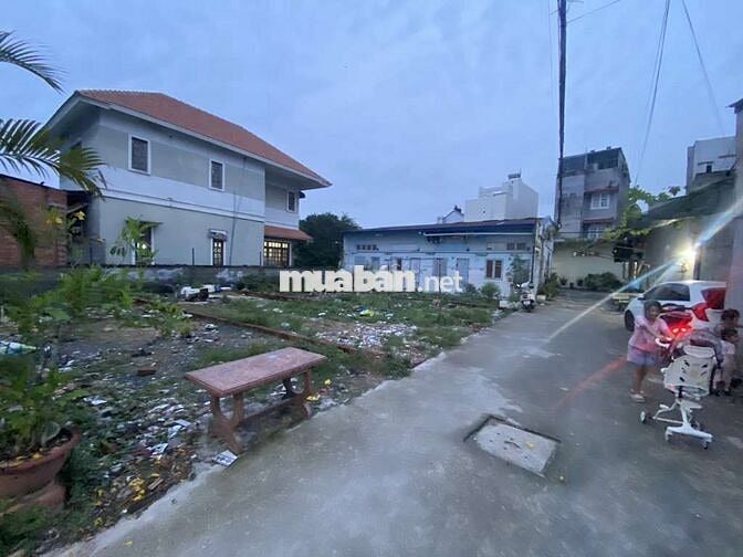 GB ĐẤT HXH 6M _ 100M RA MẶT TIỀN ĐƯỜNG LỚN.200M RA BÀ GIANG LINH XUÂN.