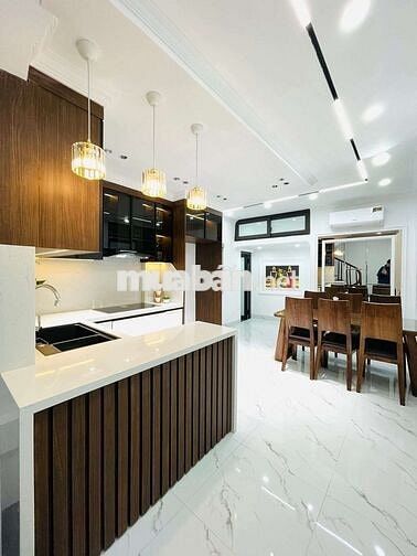 BÁN NHÀ RIÊNG - HOÀNG MAI - 5 TẦNG - FULL NỘI THẤT - Ô TÔ ĐỖ CỬA