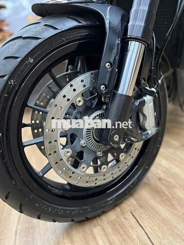 👉Benelli 50cc chính chủ phanh ABS, máy zin