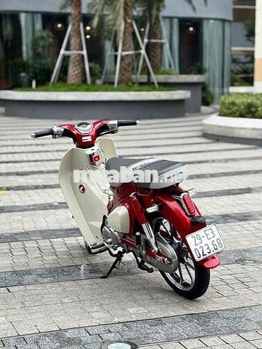 Honda Super Cub C125 2023 Đỏ Trắng 4000km