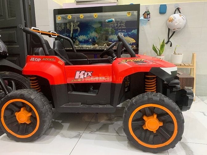 Thanh lý xe địa hình trẻ em ABM 8688