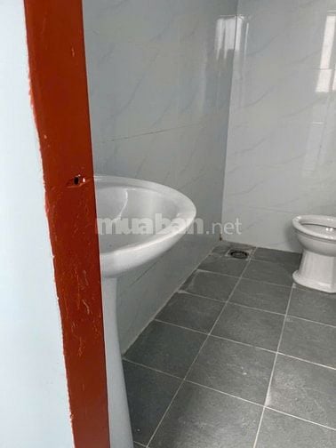 Cần bán nhà sổ hồng riêng ngang 6 dài 12.5, phường BHH B Bình Tân