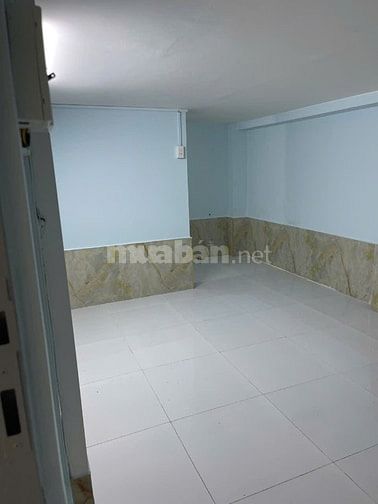 Cần bán nhà sổ hồng riêng ngang 6 dài 12.5, phường BHH B Bình Tân