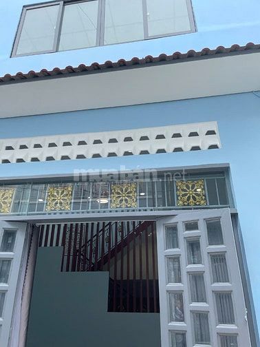 Cần bán nhà sổ hồng riêng ngang 6 dài 12.5, phường BHH B Bình Tân