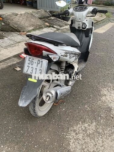 Cần bán chiếc yamaha luvias