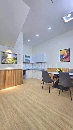 Bán Nhà Hoàng Hoa Thám,Phú Nhuận – Giá Chỉ 4,79Tỷ – Vị Trí Đẹp,Ở Ngay!