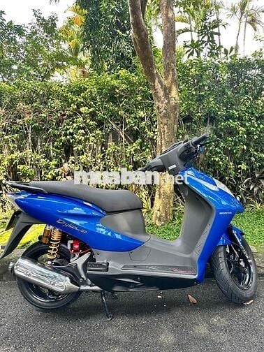 Honda Dylan 150 Xanh Thể thao