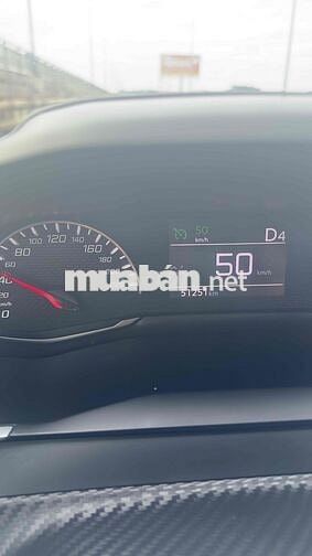 Peugeot 2008 2021 Active 1.2 AT - 50000 km