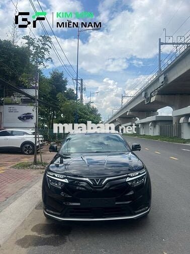 VinFast VF8 Plus 2023 Đen 36.000 km