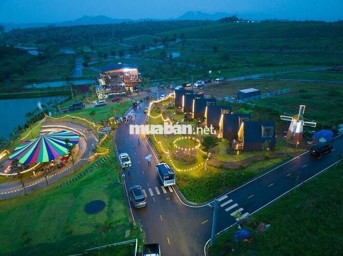 Đất View Hồ Tảo Hồng Trên Đồi Chè Ngay Khu Du Lịch lớn.